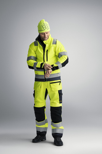 Pracownik widoczny to pracownik bezpieczny - wybór profesjonalnej odzieży odblaskowej